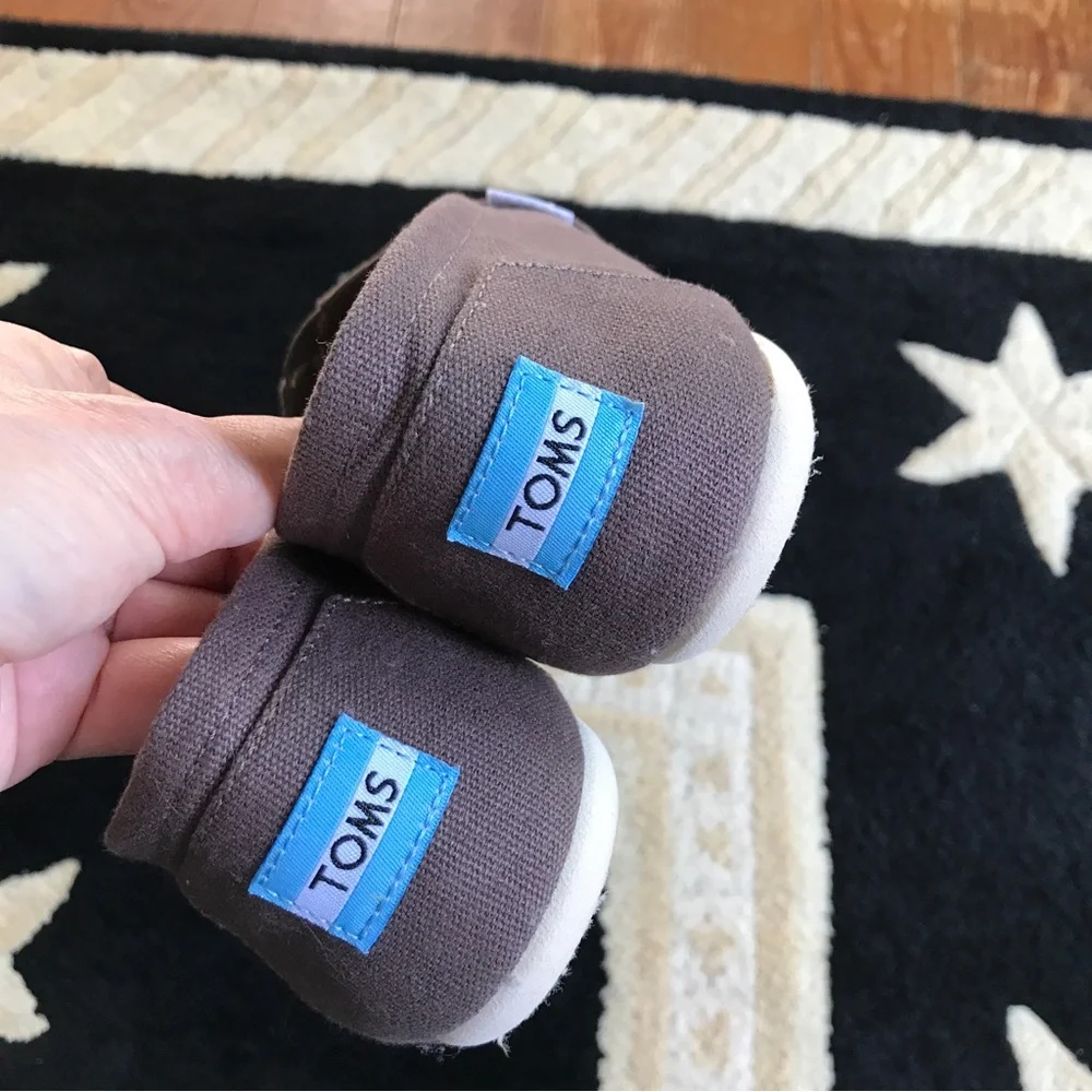 NWOB Women’s Toms Alpargata‎ US 7.5 Ash Canvas Discontinued style